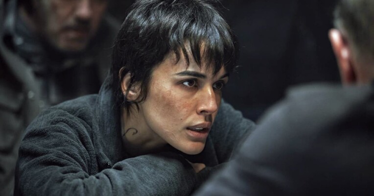 گرگ وحشی - پس‌زمینه