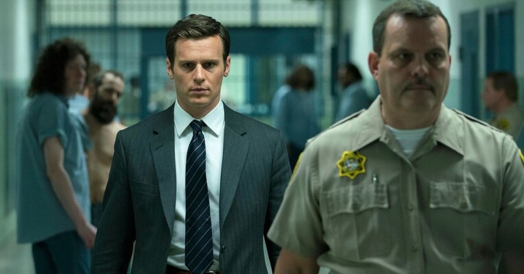 شکارچی ذهن - پس‌زمینه