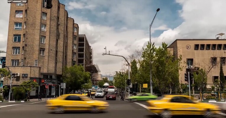 بیتربیت - پس‌زمینه