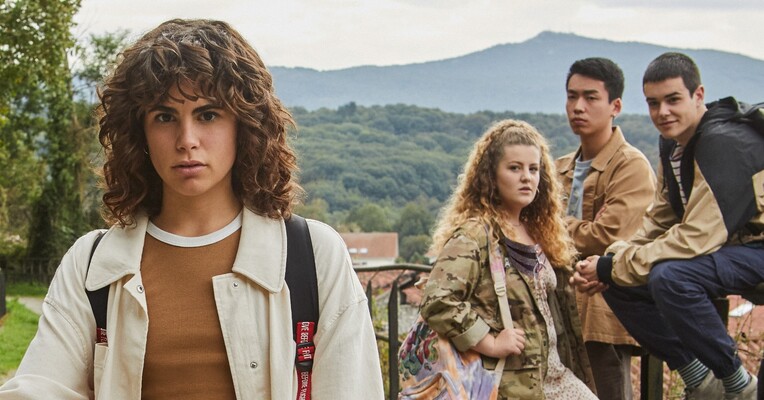 تو خاص نیستی - پس‌زمینه