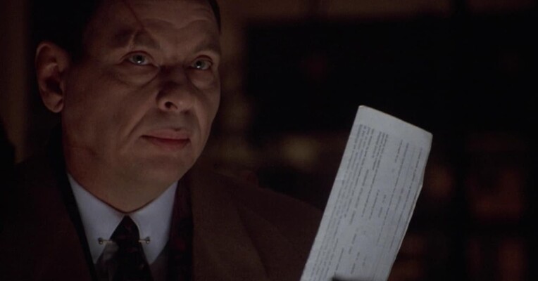 مرد تاریکی 2: بازگشت دورانت - پس‌زمینه