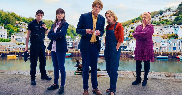 فراتر از بهشت - پس‌زمینه