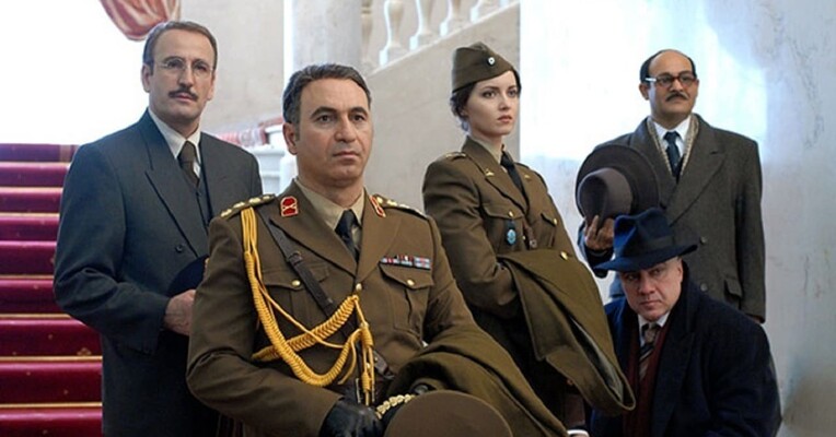 استرداد - پس‌زمینه