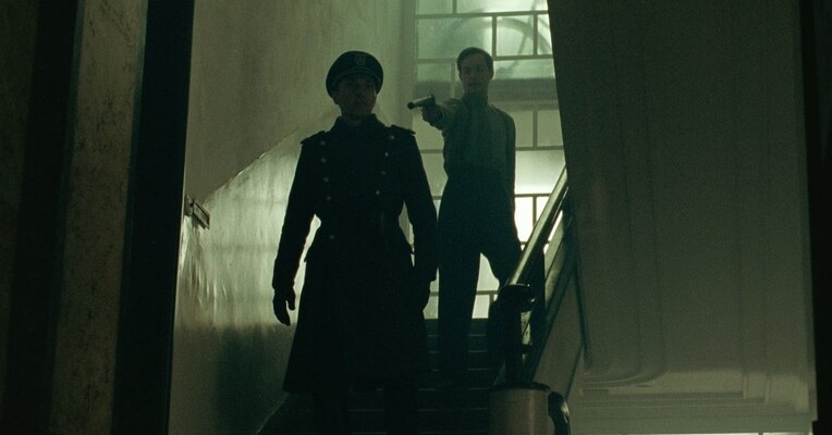 شماره ۲۴ - پس‌زمینه