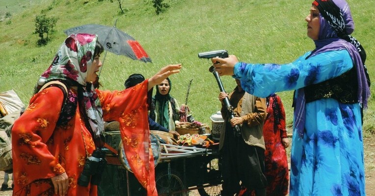 فرزند خاک - پس‌زمینه