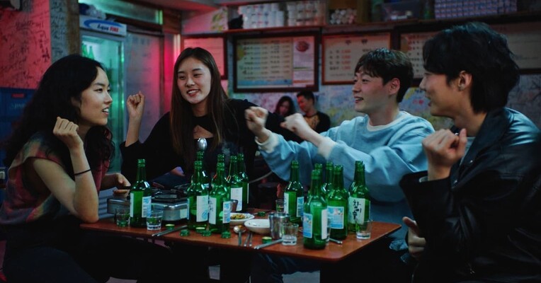 بازگشت به سئول - پس‌زمینه