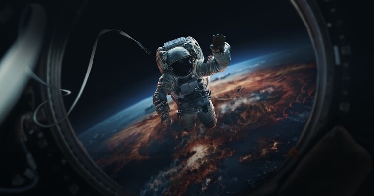 آی.اس.اس - پس‌زمینه