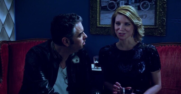 هیچ جا - پس‌زمینه