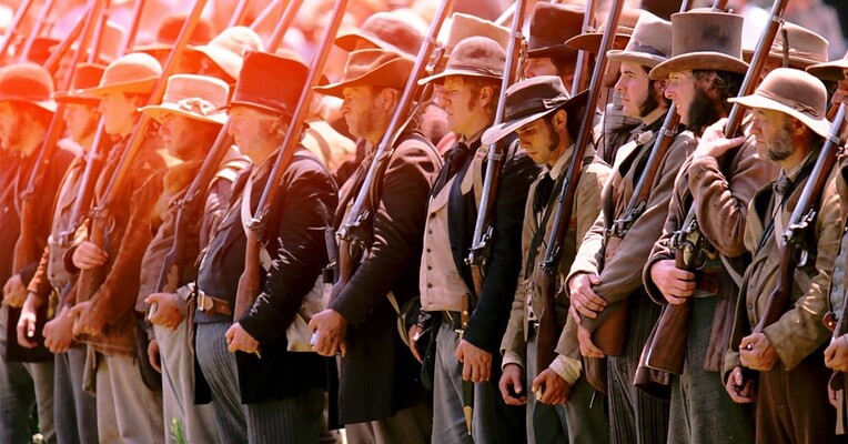 آلامو - پس‌زمینه