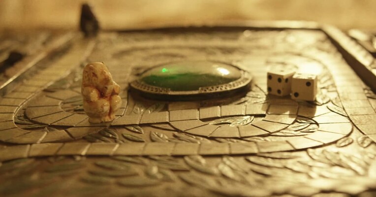 جومانجی: سطح یک - پس‌زمینه