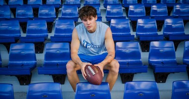  تصویر خط پایان: من و کوارتر بک