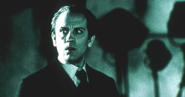  تصویر سایهٔ خون‌آشام