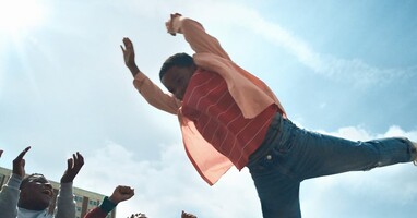  تصویر ما اکنون رشد کردیم