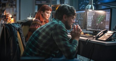  تصویر بالا رو نگاه نکن